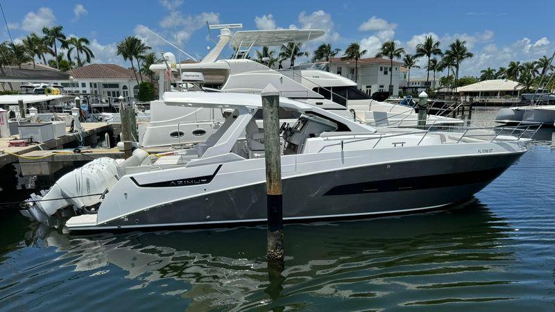 43' 2019 Azimut Verve 40