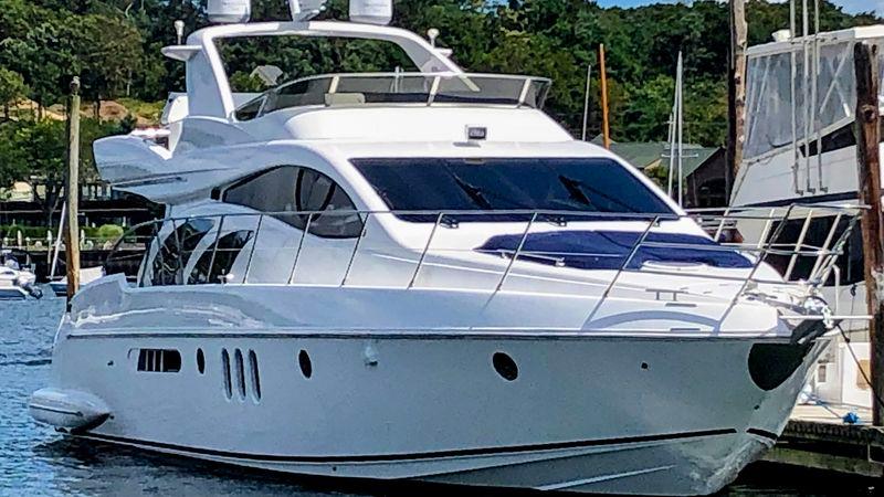 55' 2002 Azimut 55 Flybridge