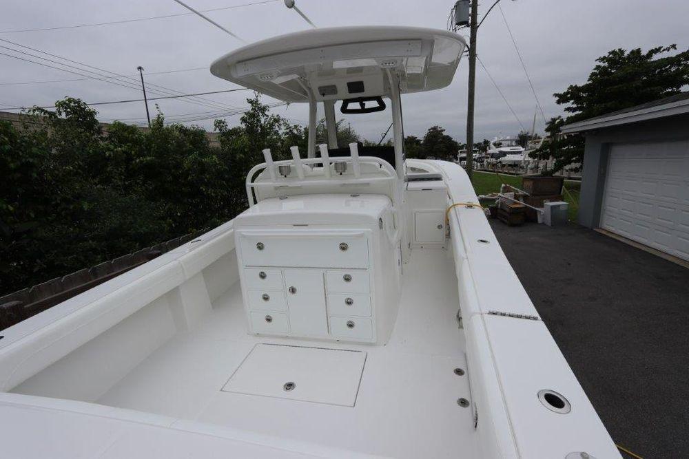 Rick Obey Yacht Sales - 34' 2020 Regulator 34SS